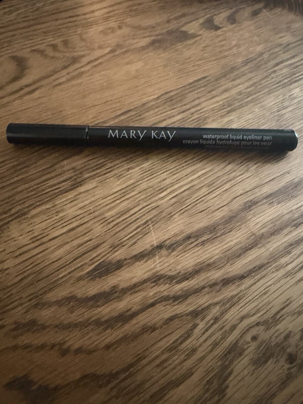 MARY KAY WATERPROOF LIQUID EYELINER PEN~black